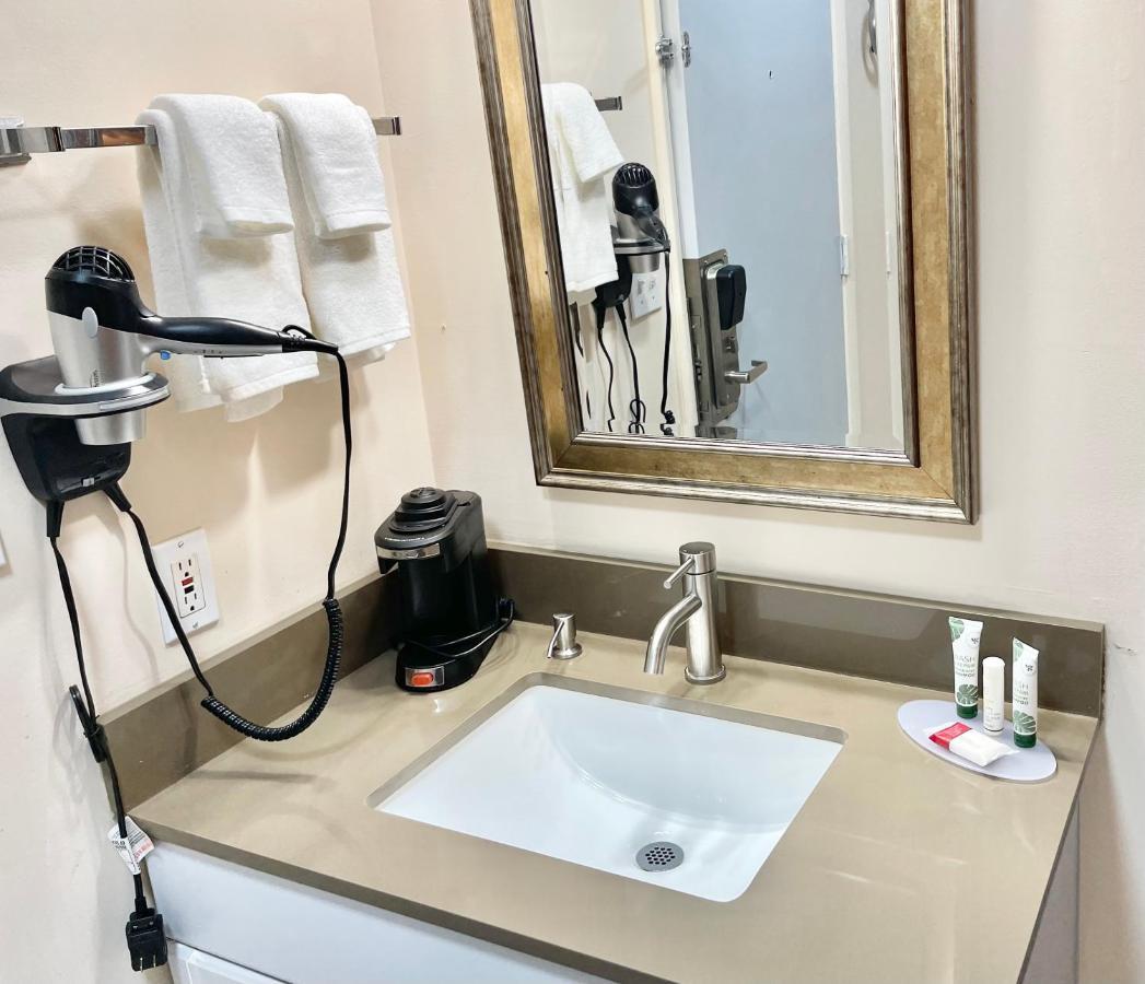 Camp Inn Lodge Oscoda Luaran gambar