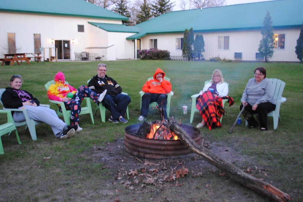 Camp Inn Lodge Oscoda Luaran gambar